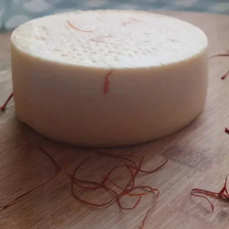 Ser dojrzewający z nitkami chili